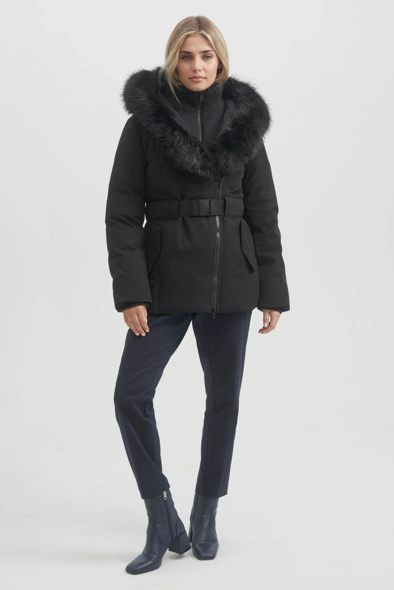 EVA B III PARKA - Image 4